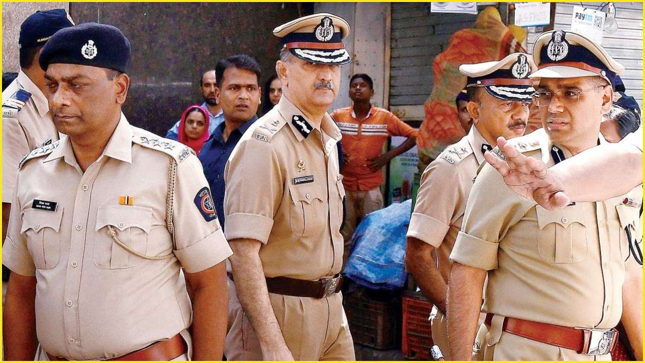 383884 mumbai police