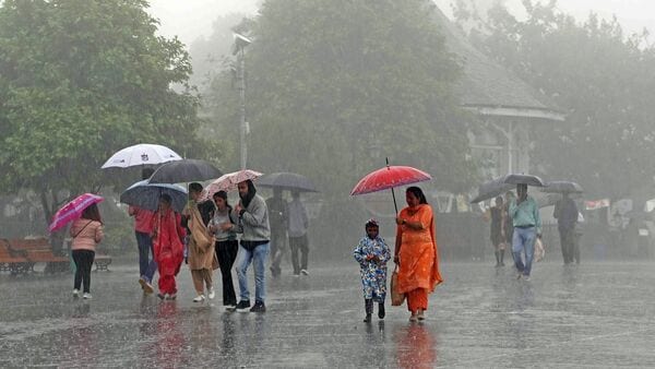 मुंबई-ठाणे में एक बार फिर मूसलाधार बारिश की चेतावनी, मौसम विभाग ने जारी किया ऑरेंज अलर्ट; रत्नागिरी और रायगढ़ में रेड अलर्ट के साथ अत्यधिक वर्षा की आशंका 12 ANI 20230626114 0 1687826357991 1687837498801