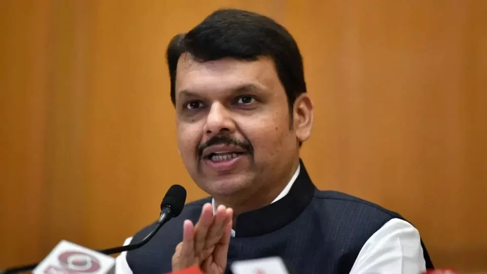8199 devendra fadnavis