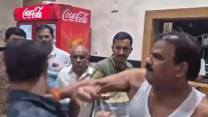 shiv sena mla sanjay gaikwad 095844878