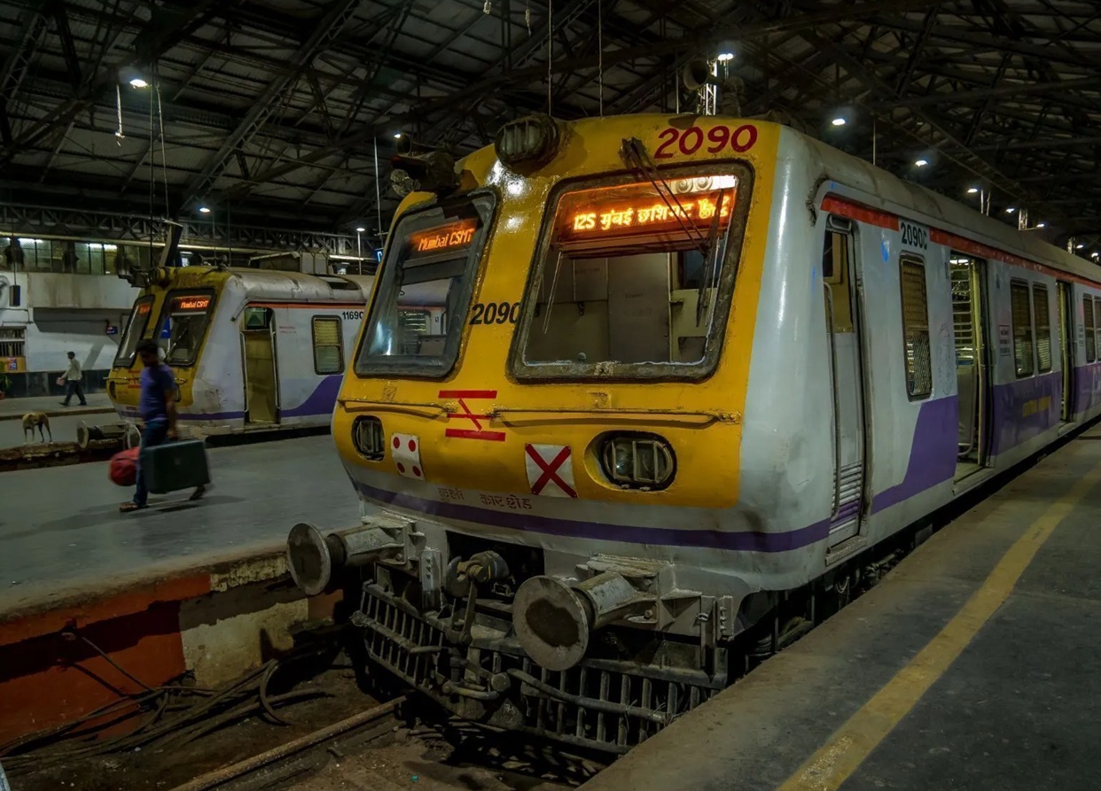 New Year Mumbai Local