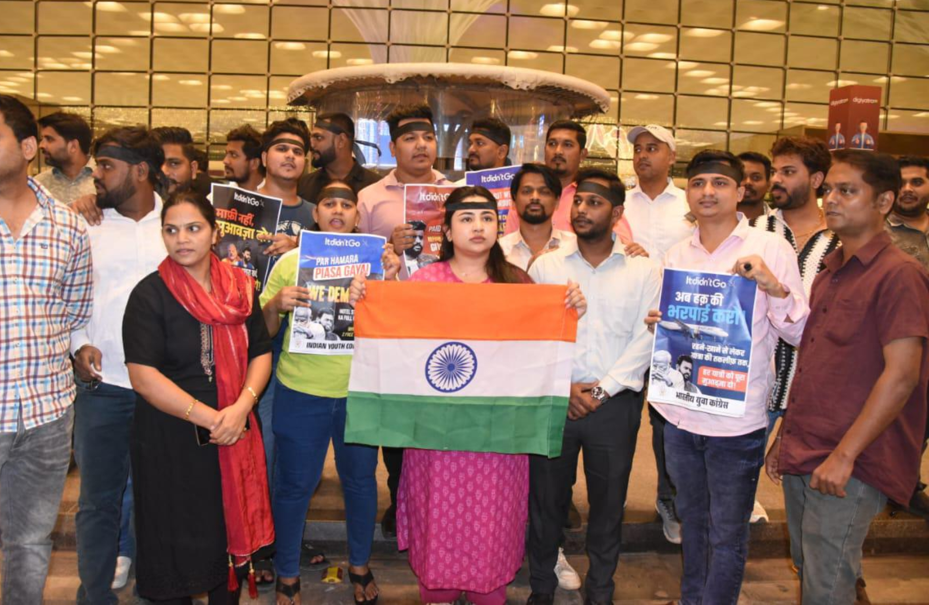 Youth Congress Attacks Indigo